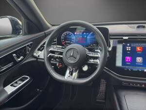 Imagen 4/10 de Mercedes-Benz E 53 AMG Hybrid 4MATIC T (2024)
