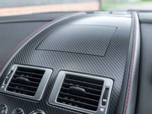 Afbeelding 17/69 van Aston Martin DBS (2012)