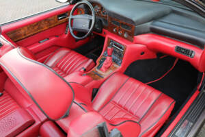 Image 42/44 de Aston Martin Virage Volante (1993)