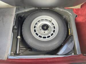Bild 29/48 von Mercedes-Benz 500 SEC (1985)