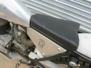 Immagine 14/38 di BSA Bantam D 14/4 Supreme (1968)
