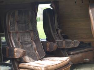 Immagine 76/143 di Dodge B 200 Sportsman (1978)