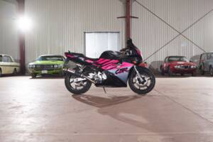 Immagine 16/16 di Honda CBR 600 F (1993)