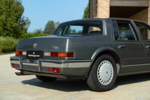 Immagine 22/50 di Cadillac Seville (1988)