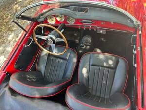 Image 2/8 of Alfa Romeo Giulietta Spider (1959)
