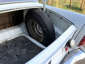 Image 19/21 de DKW F11 (1965)
