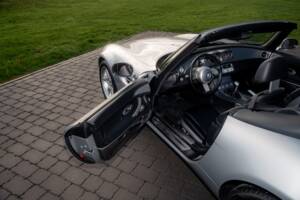 Image 78/84 of BMW Z8 (2001)