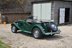 Image 28/50 of MG TD (1953)