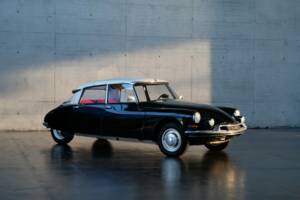 Bild 13/46 von Citroën ID 19 (1962)