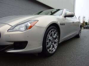 Image 22/90 of Maserati Quattroporte GTS (2013)