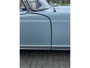 Image 20/43 de Mercedes-Benz 280 SL (1969)
