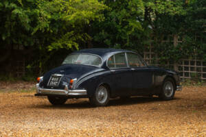 Image 21/50 of Jaguar Mk II 3.8 (1962)