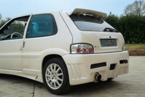 Imagen 10/50 de Citroën Saxo 1.6i VTS (1996)