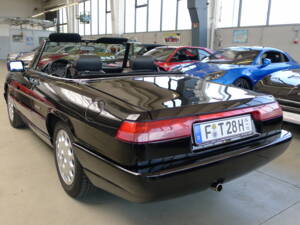 Imagen 28/34 de Alfa Romeo 2.0 Spider (1992)