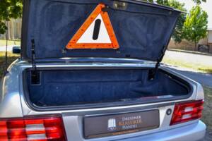 Image 33/34 of Mercedes-Benz 300 SL (1991)