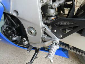 Bild 25/37 von Suzuki DUMMY (2002)