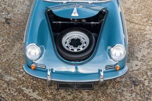 Image 31/33 of Porsche 356 B 1600 Roadster (1961)