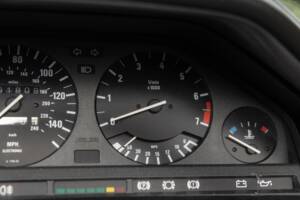 Afbeelding 14/48 van BMW 325i (1990)