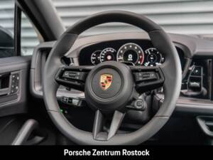 Imagen 8/38 de Porsche Cayenne Coupé E-Hybrid (1900)