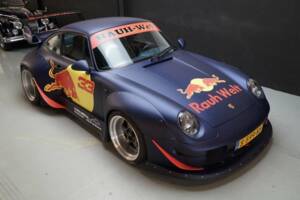 Image 31/50 of Porsche 911 Carrera (1994)
