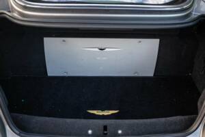 Image 24/39 of Aston Martin V12 Vanquish (2003)