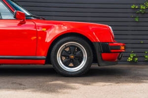 Afbeelding 17/53 van Porsche 911 Turbo 3.3 (1989)
