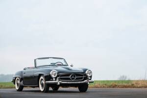 Image 21/22 of Mercedes-Benz 190 SL (1963)