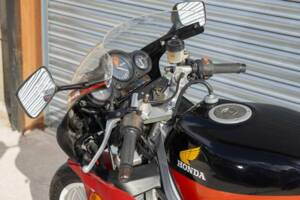 Bild 36/47 von Honda VFR 400 R (1988)
