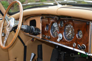 Image 39/50 of Jaguar XK 150 3.4 S OTS (1959)