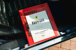 Image 23/30 of Ferrari 365 GTB&#x2F;4 Daytona (1973)