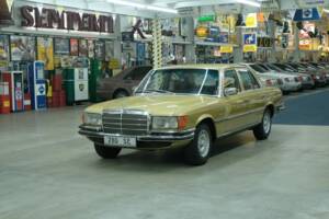 Image 1/50 de Mercedes-Benz 280 SE (1975)