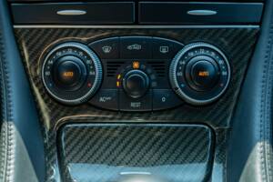 Immagine 44/50 di Mercedes-Benz SL 65 AMG (2005)