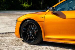 Image 18/36 of Audi R8 V10 (2013)