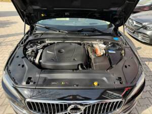 Bild 27/27 von Volvo S90 T8 (2018)