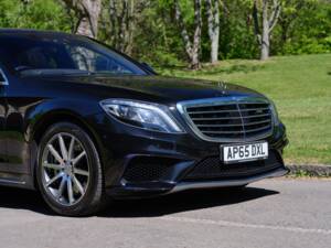Bild 18/50 von Mercedes-Benz S 63 AMG (2015)