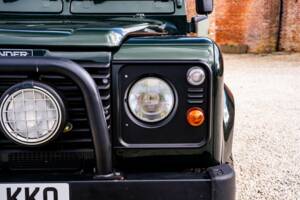 Image 34/50 de Land Rover Defender 90 Td5 (1999)