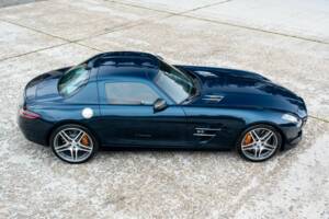 Afbeelding 3/38 van Mercedes-Benz SLS AMG (2010)