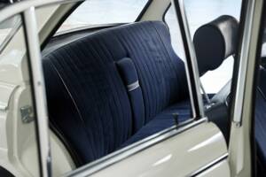 Immagine 36/50 di BMW 2000 (1969)