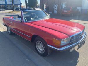 Image 3/35 de Mercedes-Benz 280 SL (1982)