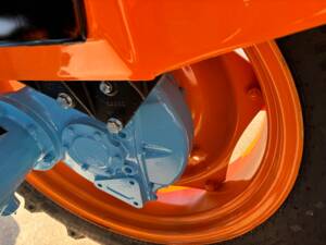 Image 45/106 of Lamborghini 2R (1965)