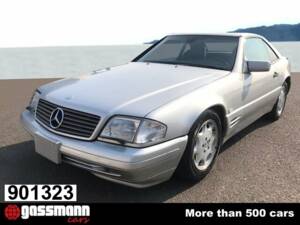 Image 1/15 of Mercedes-Benz SL 320 (1996)