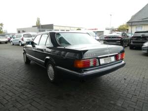 Bild 6/21 von Mercedes-Benz 300 SE (1990)