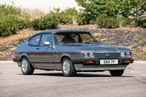 Bild 1/37 von Ford Capri 2,8i (1984)