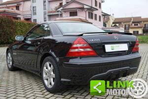 Image 5/10 of Mercedes-Benz SLK 200 Kompressor (1999)