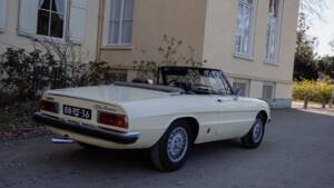 Image 39/58 of Alfa Romeo 2000 Spider Veloce (1977)
