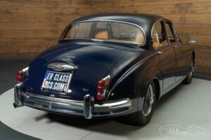 Image 13/19 of Jaguar Mk II 3.8 (1962)