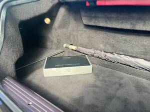 Bild 51/57 von Aston Martin Virage (2011)