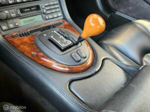 Bild 23/35 von Jaguar XKR (1998)
