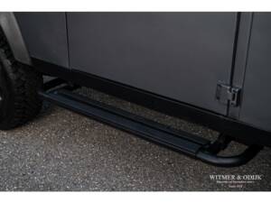 Image 23/27 of Land Rover Defender 90 (1996)