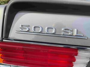 Image 6/52 de Mercedes-Benz 500 SL (1985)